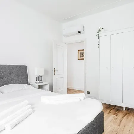 Appartamento Garda House- Pool-terrace-nature-free Parking
